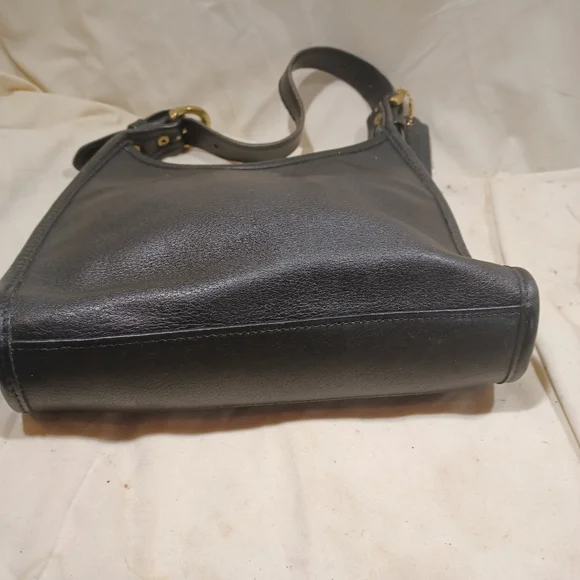 Vintage Coach Soho Satchel Or Shoulder Bag - Picture 6 of 11